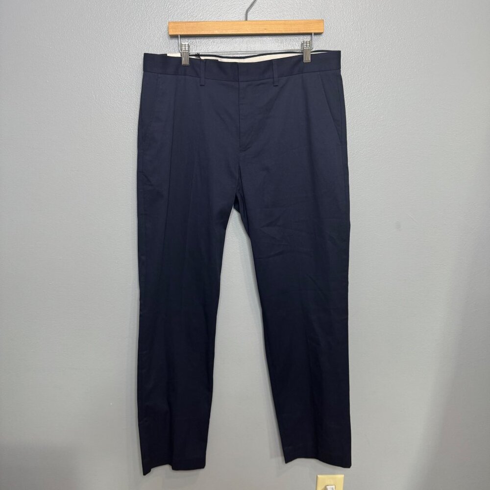 J. CREW FACTORY bedford flex chino in navy size 35 x 32